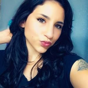 Meet your Posher, Vanessa